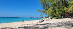 Beautiful Places to Visit in the Cayman Islands