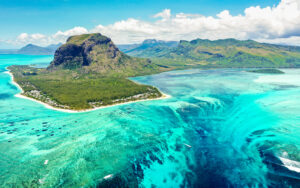 Travel guide to mauritius